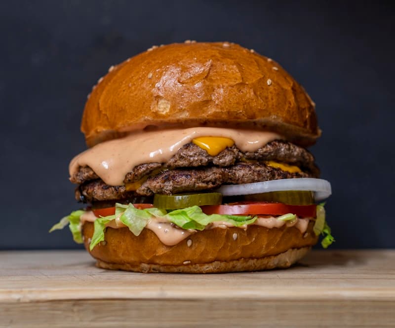 Kraft burger box for takeaway burgers and fried meals