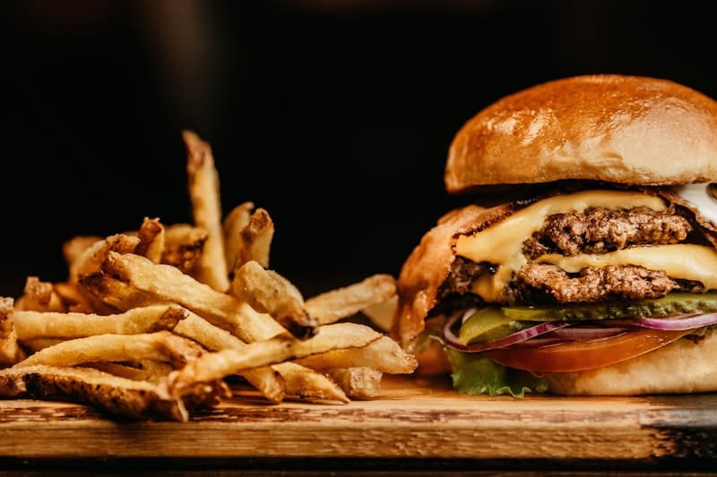 Fast food packaging including burger boxes and clamshells